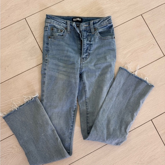 Katie J NYC Other - Katie J NYC Light Blue Jeans 7/8